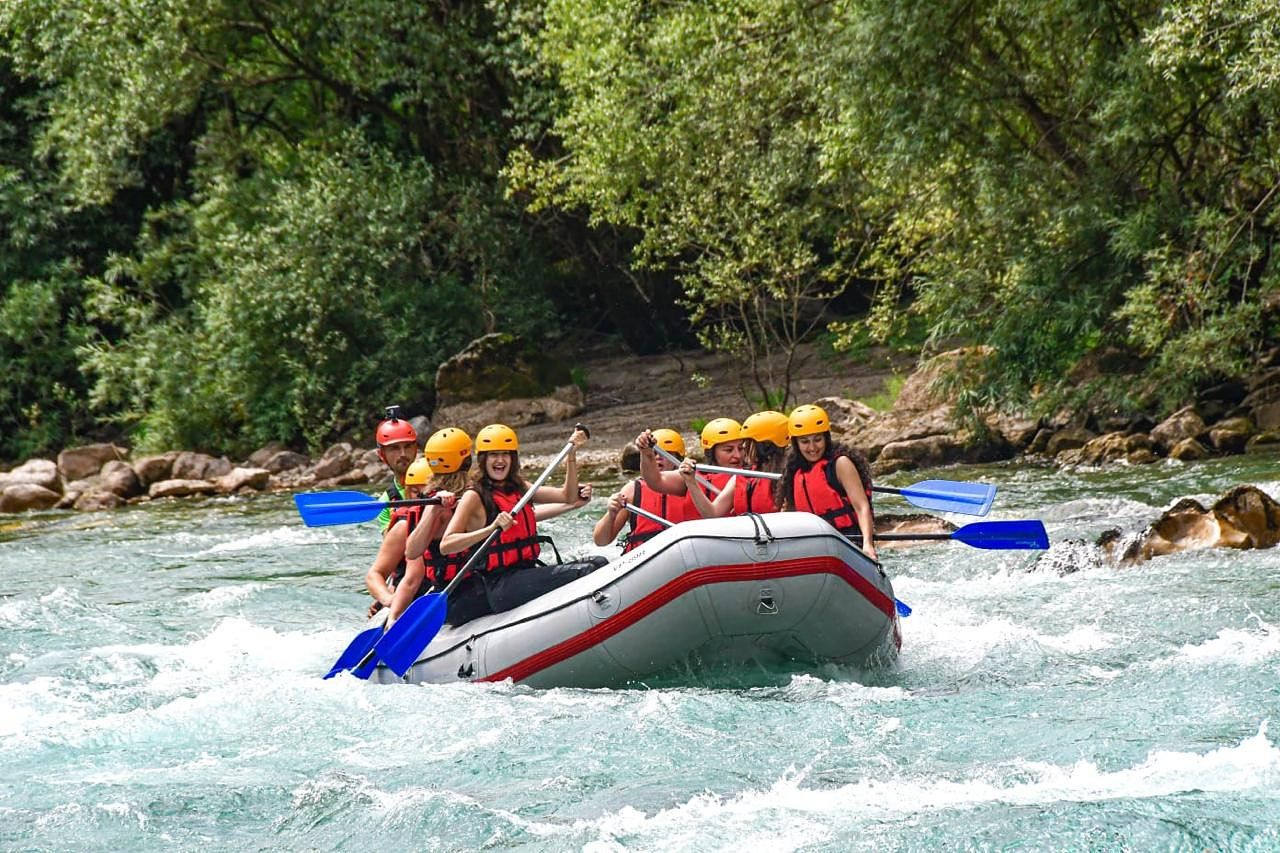 Rafting na rijeci Tari, Crna Gora — Rafting Adventure MNE